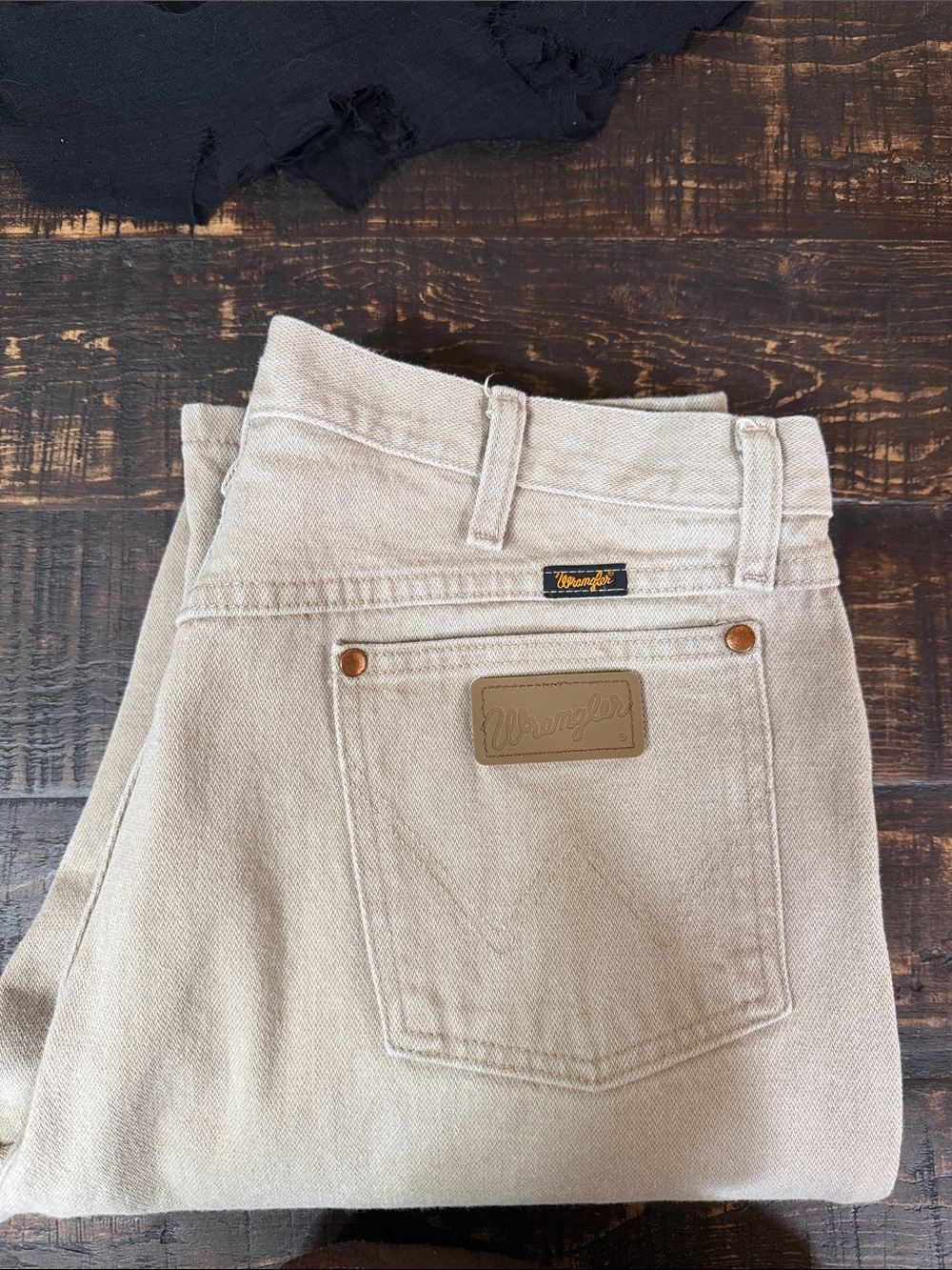Wrangler Men's Tan Relaxed Fit Jeans 38x36